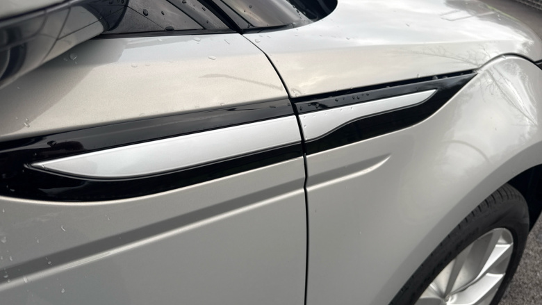 Land Rover Range Rover Evoque 2.0 D180 SE 5dr Auto Diesel Hatchback